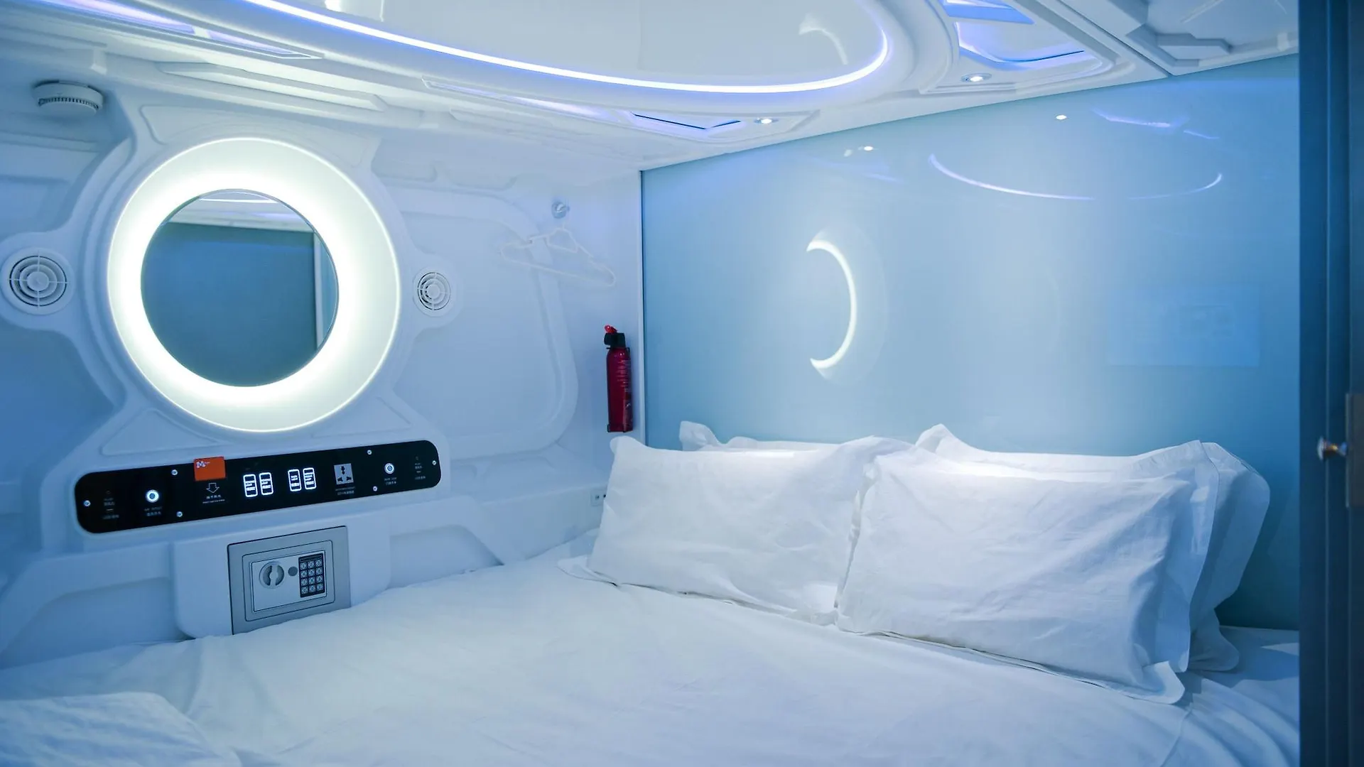 Capsule hotel M Qube Hotel Sungai Dua Bukit