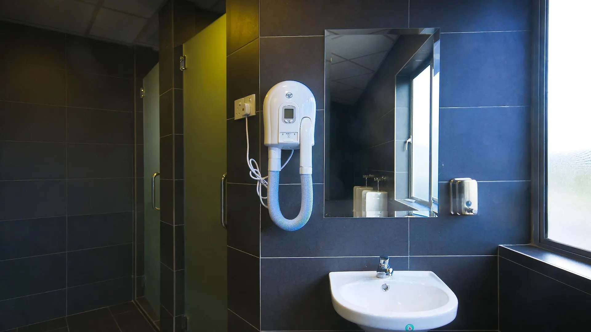 M Qube Hotel Sungai Dua Bukit Capsule hotel