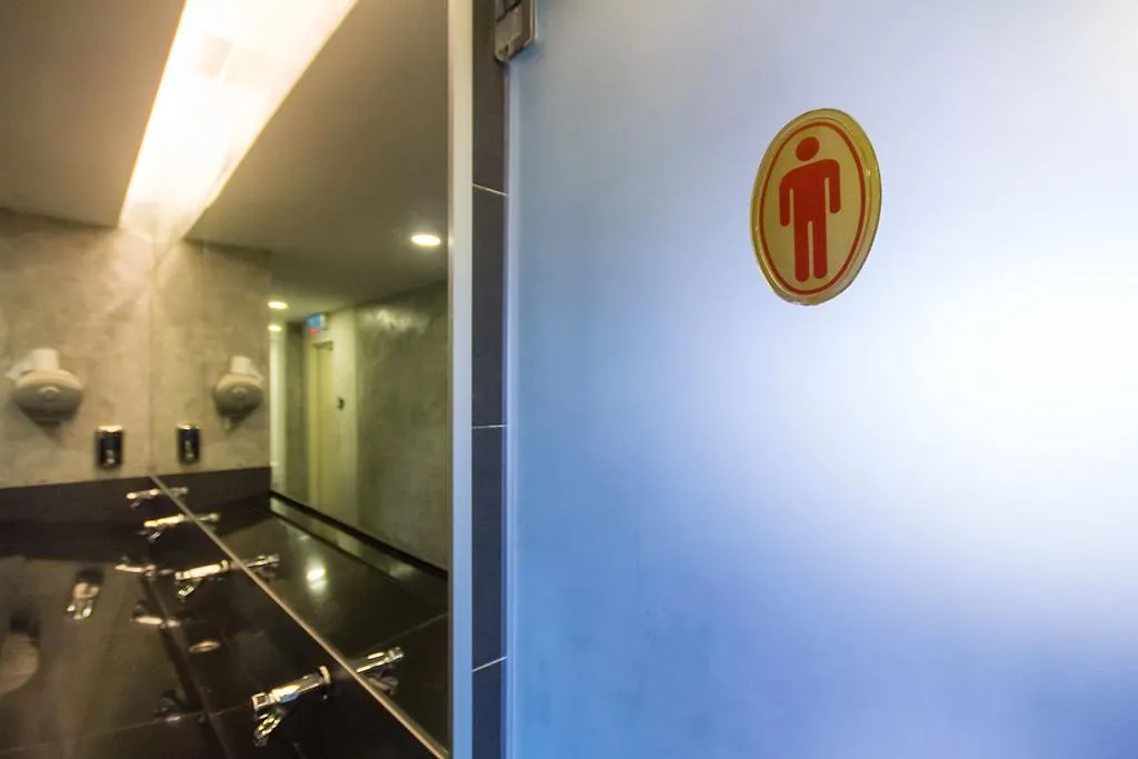 M Qube Hotel Sungai Dua Bukit Capsulehotel